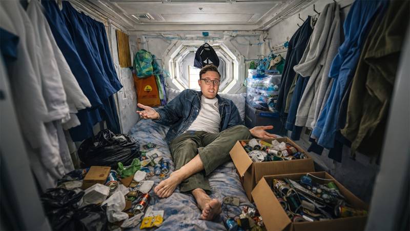 Hong Kong’s Coffin Home Crisis (It’s Getting Worse)