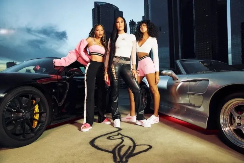 Kimora Lee Simmons is taking us on a trip down memory lane to 2005.