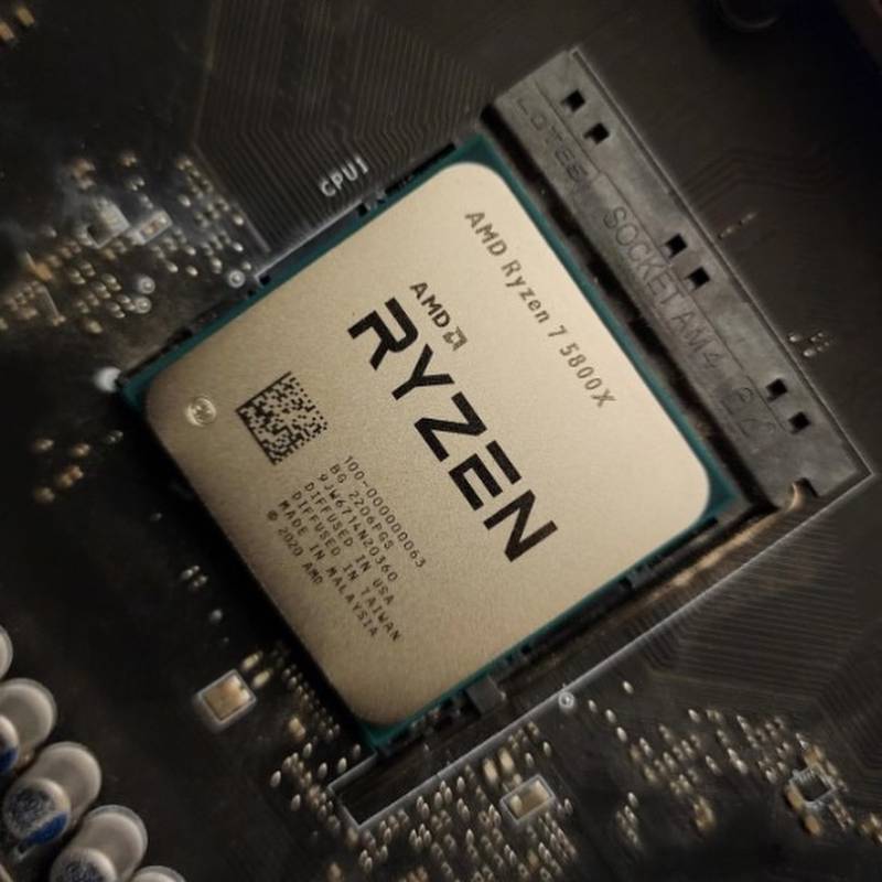 AMD Forecast Fails to Impress Investors