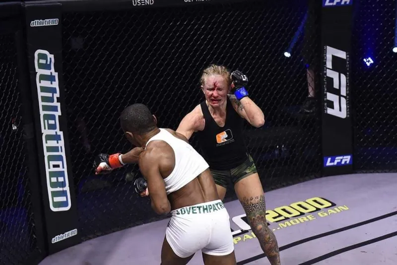 Loveth Young vs Kelly D’Angelo