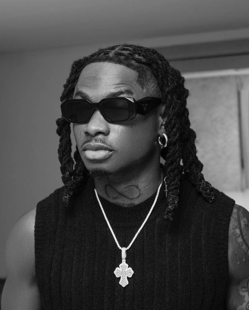 Lil Kesh - Anini Thief (Live Performance)