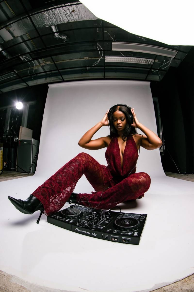 ZSONGO RADIO - NOMTAH 