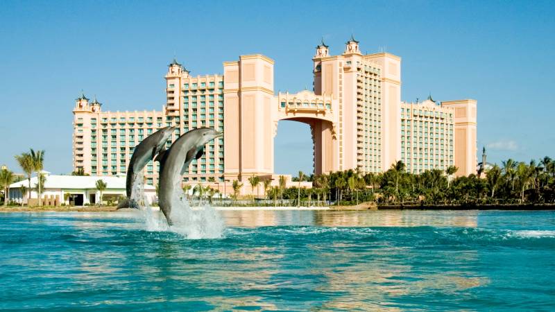 Beats of the Bahamas. "Food, Music, and Magic in Nassau."