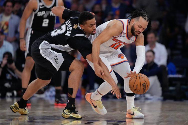 SPURS 106-107 KNICKS
