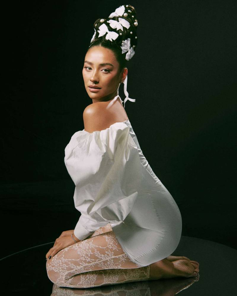 The Shay Mitchell Ritual: Lymphatic Drainage 101