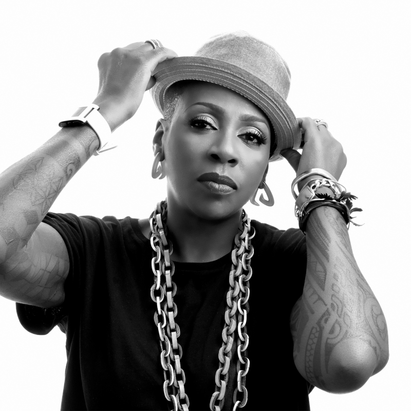 Gina Yashere Speaks: Comedy, Bob Hearts Abishola, and Breaking Barriers