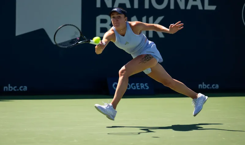 WTA Toronto Highlights: Day 3 Action With Sabalenka, Swiatek & Kostyuk