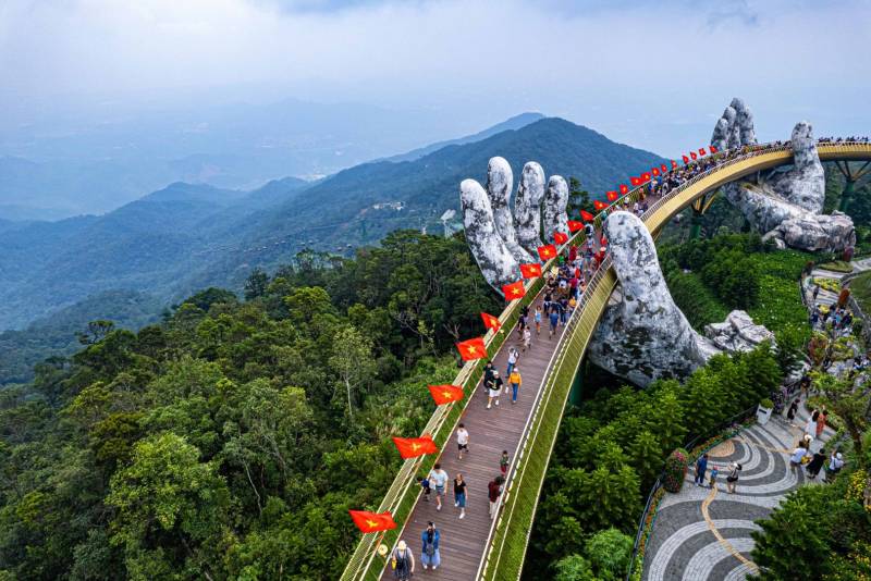 I Tried to Spend £100 in Vietnam