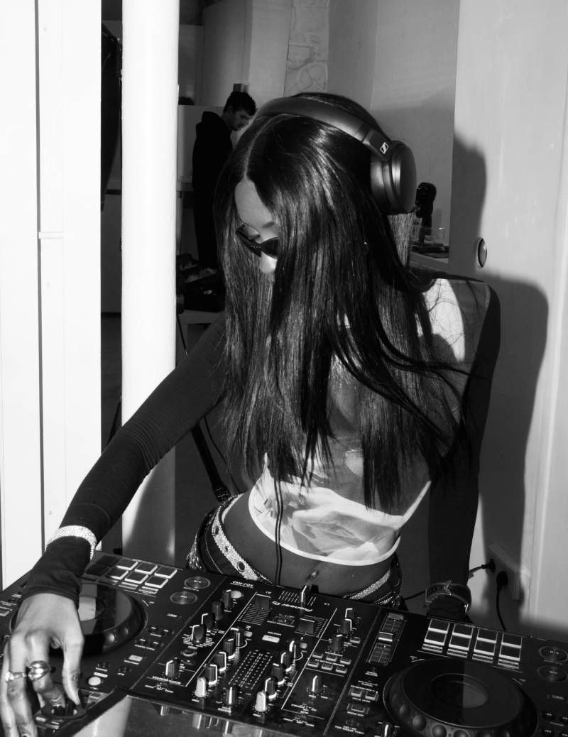 XNIA | ZSONGO RADIO