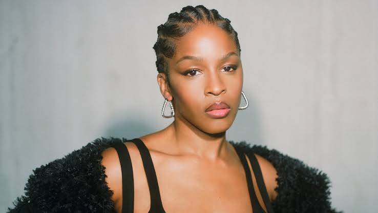 The Ultimate UK Afroswing Debate With NSG, Remi Burgz, and Julie Adenuga